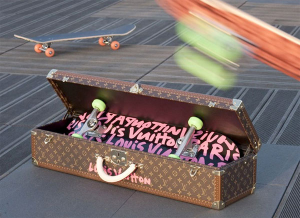 Louis Vuitton Skateboard and Trunk - Stephen Sprouse Tribute