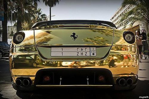 Gold Ferrari 599 GTB Fiorano